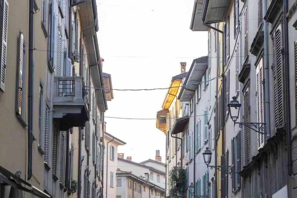 Bergamo 5 Stelle Apartment Exterior photo